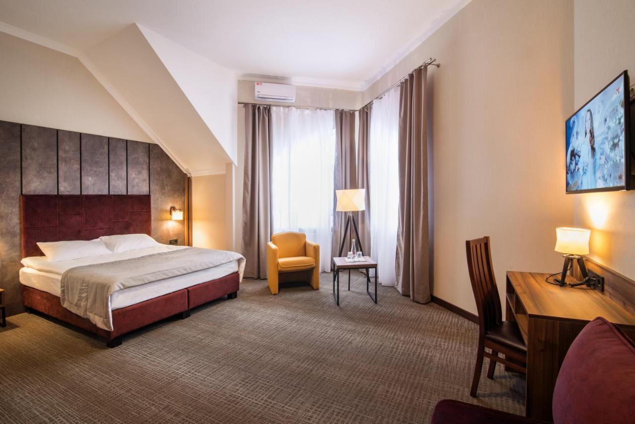 Байків Hotel Baykovtsy Ngoại thất bức ảnh