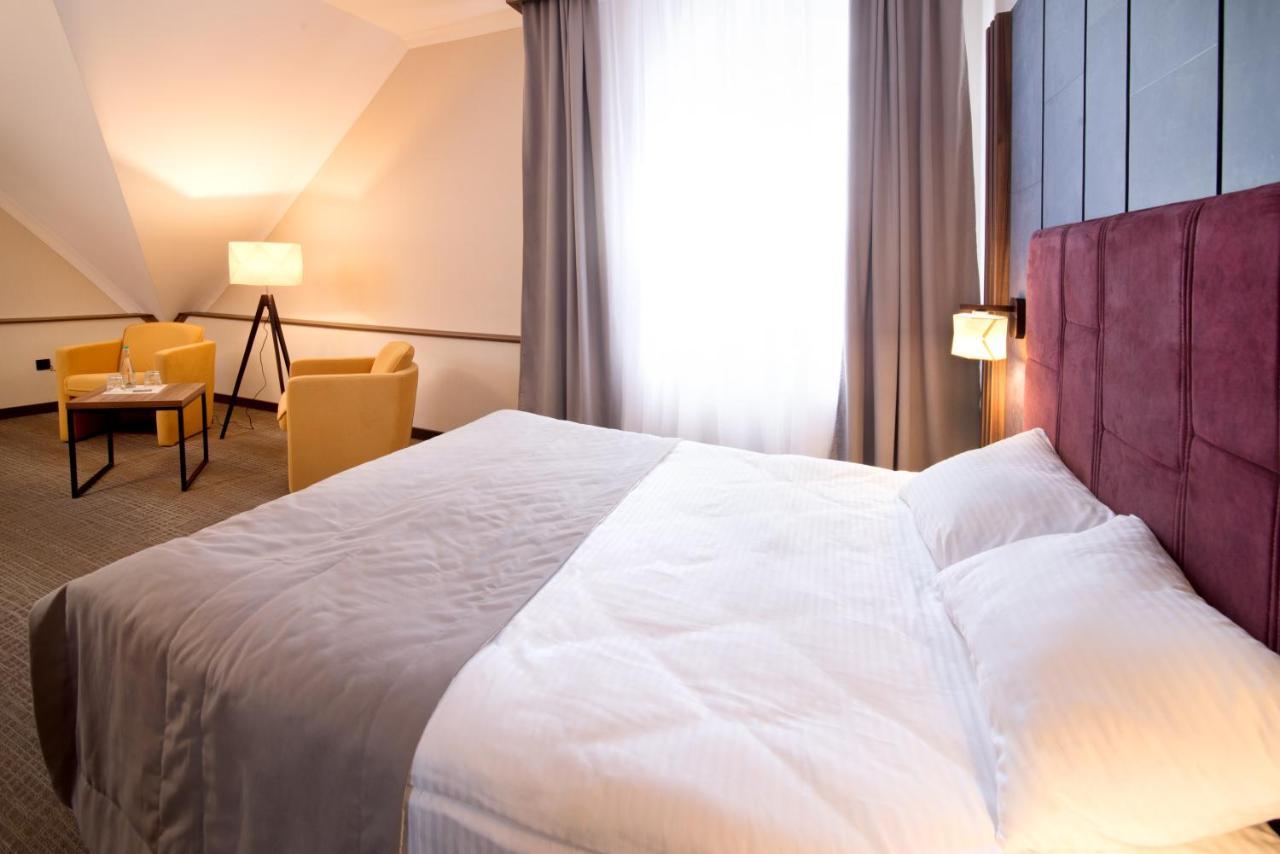 Байків Hotel Baykovtsy Ngoại thất bức ảnh