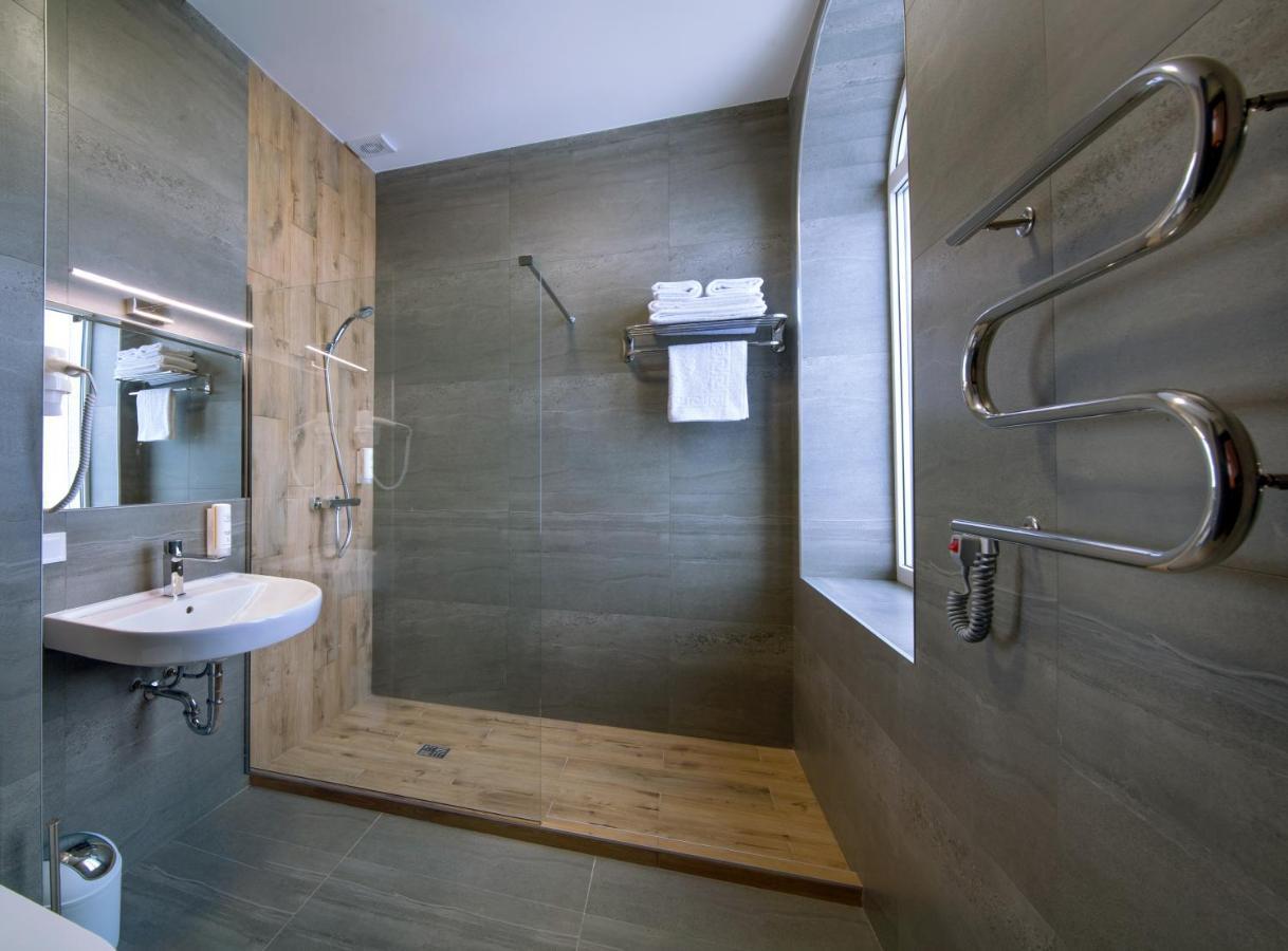 Байків Hotel Baykovtsy Ngoại thất bức ảnh