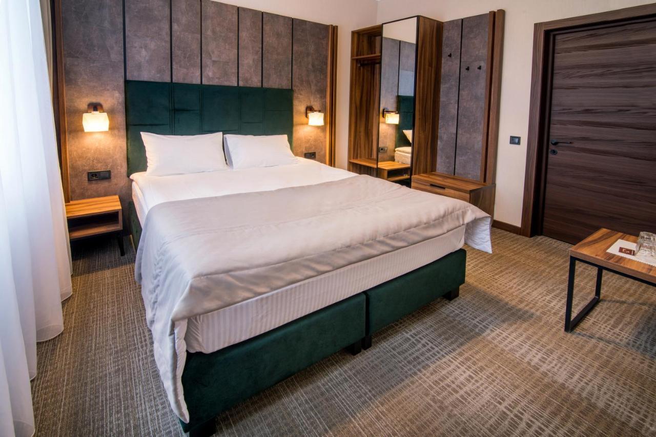 Байків Hotel Baykovtsy Ngoại thất bức ảnh